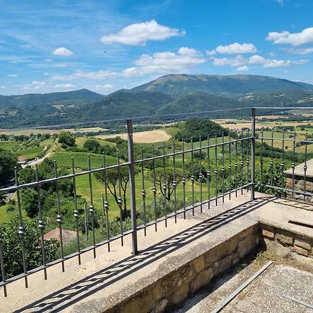 Vesionica Holiday House Perugia Civitella Benazzone Екстериор снимка